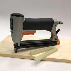 Industrial & DIY Grade Pneumatic Tacker Air Stapler with 1 Year Warranty Nail Guns Product Category