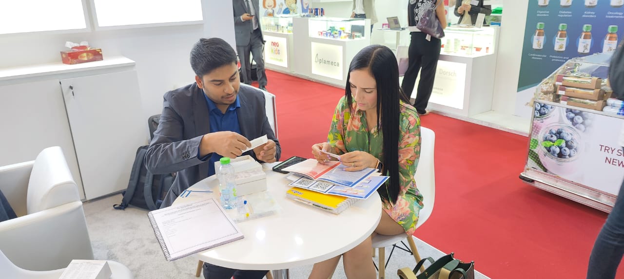 Universal Sutures Global Trade Presentation